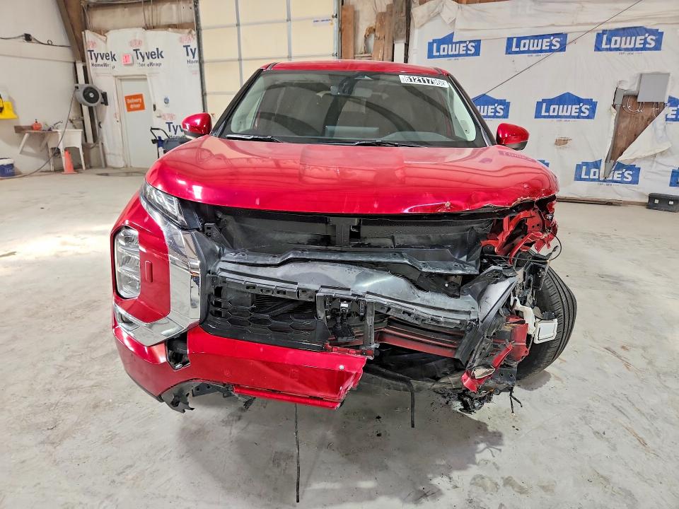 2025 Mitsubishi Outlander VIN JA4J4VA85SZ036804 COPART salvage auction — FRONT END, FL - CERTIFICATE OF DESTRUCTION (P), sold $6,800 on 2026-07-27 (photo 5)