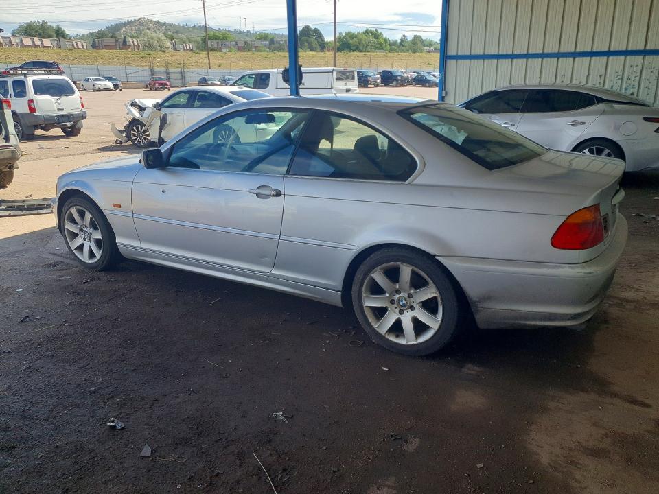 2001 BMW 3er VIN WBABN33421JW49639 COPART salvage auction — MECHANICAL, Co - Dis/Dlr/Exp Only Clean Title, sold $275 on 2026-08-03 (photo 2)
