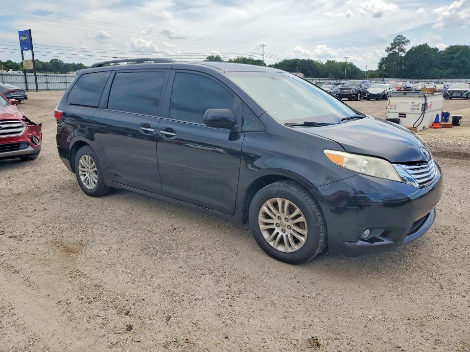 2015 Toyota Sienna VIN 5TDYK3DC7FS597317 COPART salvage auction — MECHANICAL, Al - Cert Of Title-Salvage Title, sold $2,250 on 2026-07-23 (photo 4)