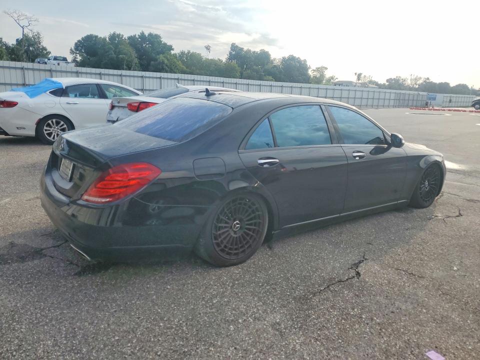 2015 Mercedes-benz S-klasse VIN WDDUG8CB4FA071980 COPART salvage auction — MINOR DENT/SCRATCHES, FL - CERTIFICATE OF TITLE, sold $8,400 on 2026-08-11 (photo 3)