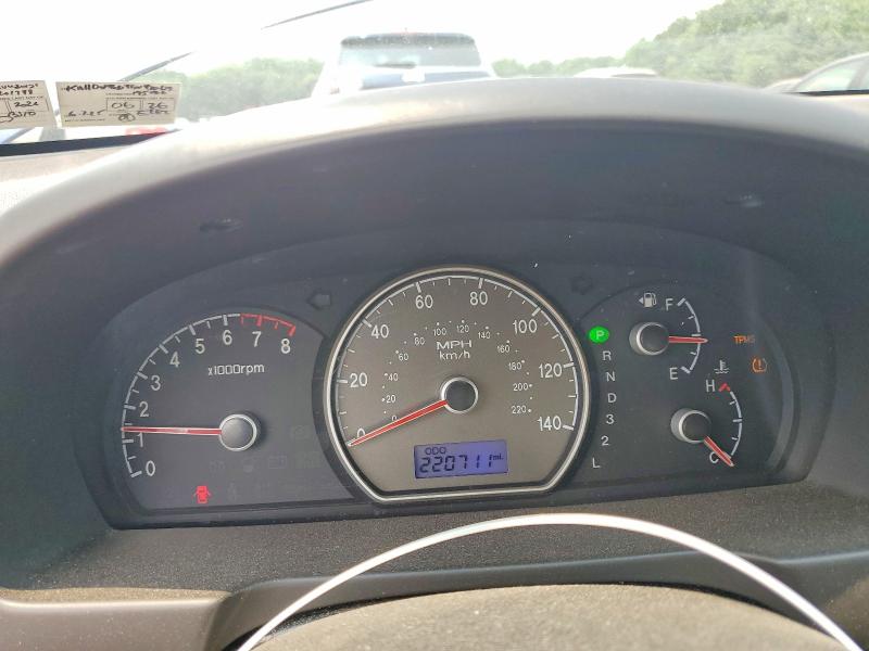 2008 Hyundai Elantra VIN KMHDU46D48U420139 COPART salvage auction — REAR END, PA - CERTIFICATE OF SALVAGE, sold $400 on 2026-07-27 (photo 9)