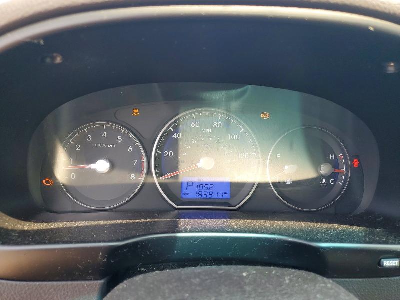 2011 Hyundai Santa fe VIN 5XYZKDAG2BG048522 COPART salvage auction — MINOR DENT/SCRATCHES, Nj - Certificate Of Title, sold $1,100 on 2026-07-31 (photo 9)