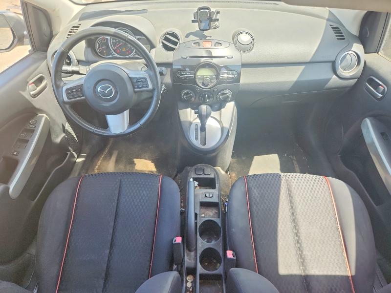 2012 Mazda 2 VIN JM1DE1LY8C0146287 COPART salvage auction — NORMAL WEAR, Il - Certificate Of Title, sold $1,050 on 2026-07-28 (photo 8)