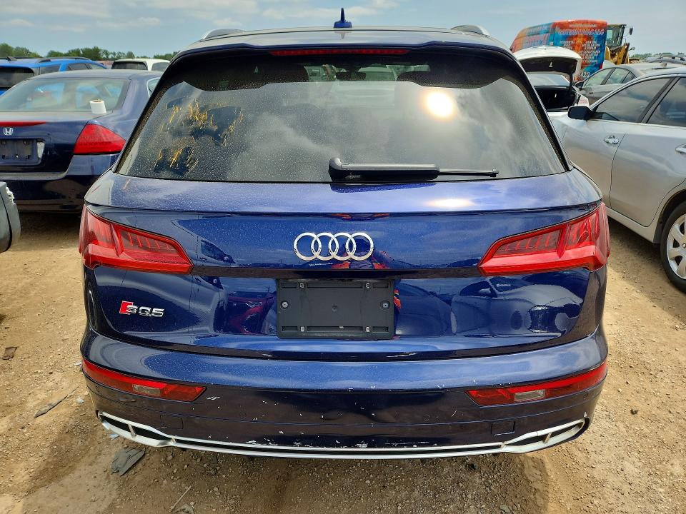2018 Audi Sq5 VIN WA1A4AFY6J2028901 COPART salvage auction — MINOR DENT/SCRATCHES, Il - Certificate Of Title (P), sold $10,100 on 2026-07-28 (photo 6)