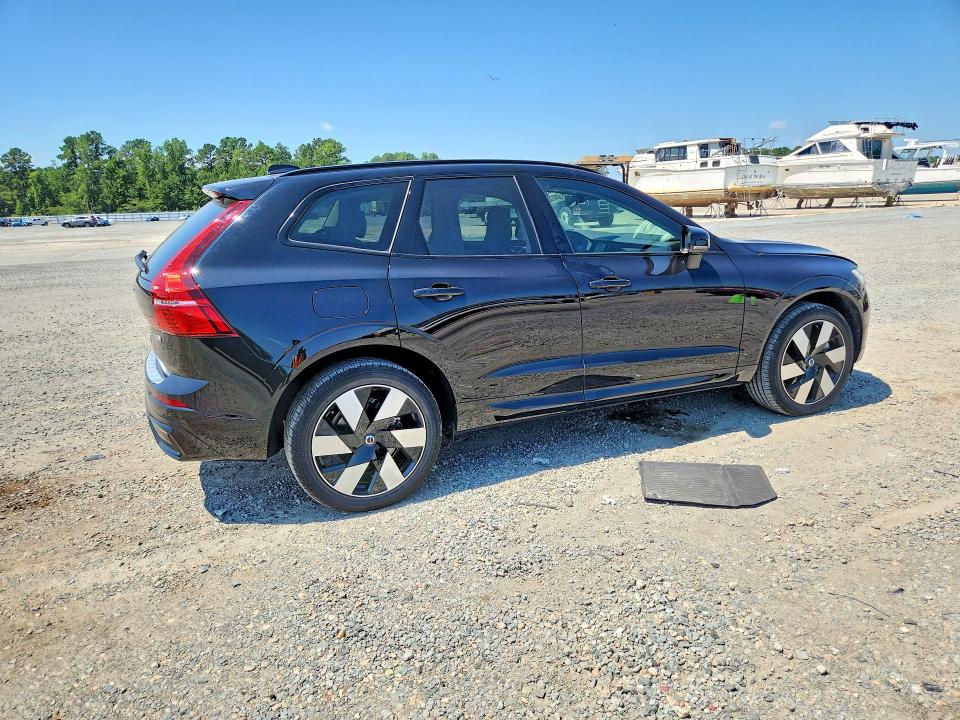 2025 Volvo Xc60 VIN YV4H60RC9S1104351 COPART salvage auction — FRONT END, Nc - Salvage Certificate Of Title, sold $23,200 on 2026-09-21 (photo 3)