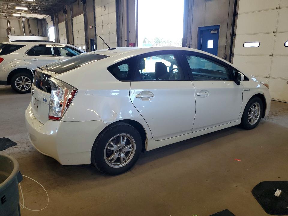 2011 Toyota Prius VIN JTDKN3DU2B0262968 COPART salvage auction — REAR END, Mn - Certificate Of Title, sold $2,004 on 2026-07-16 (photo 3)