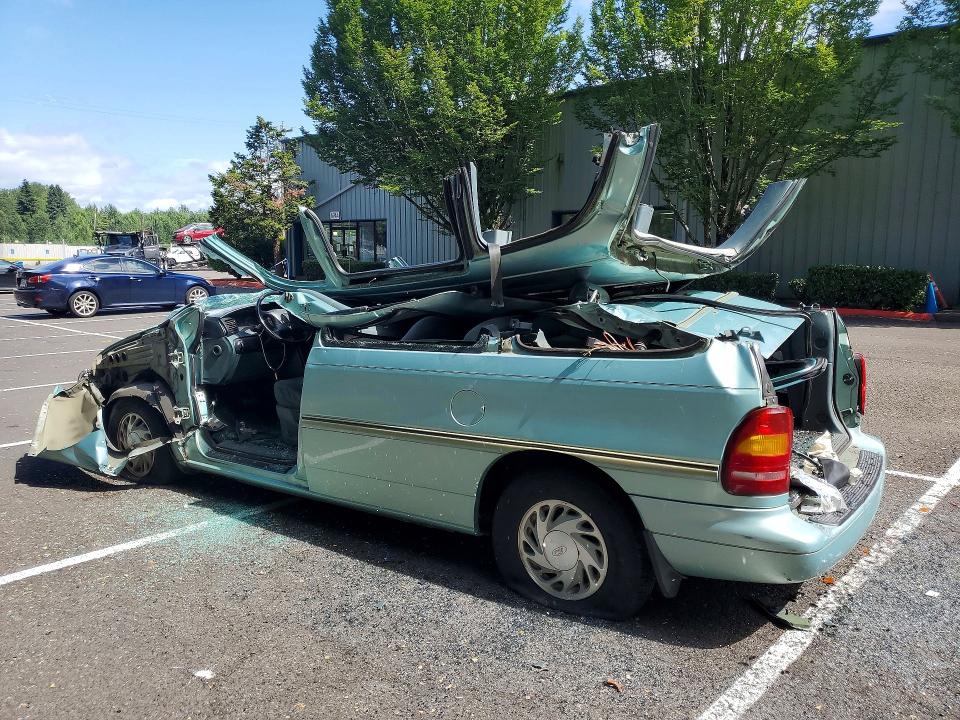 1995 Ford Windstar VIN 2FMDA5145SBC44236 COPART salvage auction — FRONT END, Or - Lien Papers Salvage, sold $100 on 2026-07-08 (photo 2)