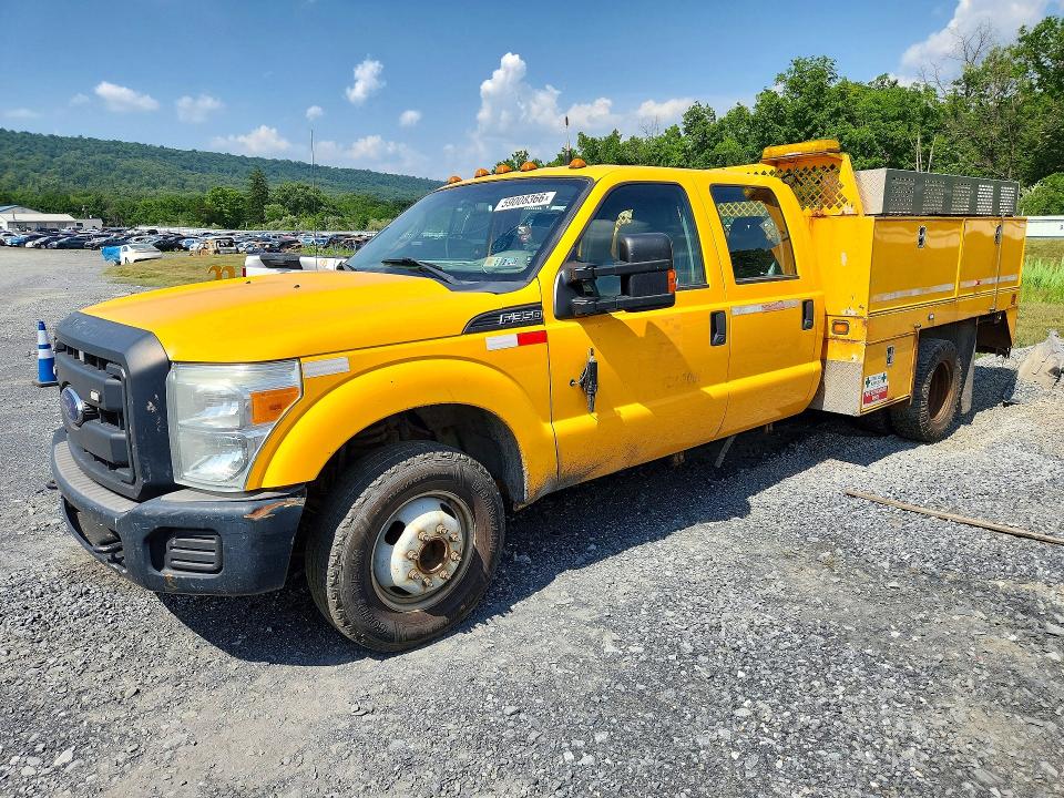 2015 Ford F-350 super duty VIN 1FD8W3G66FEA42872 COPART salvage auction — MINOR DENT/SCRATCHES, Pa - Cert Of Title (P), sold $2,150 on 2026-07-08 (photo 1)