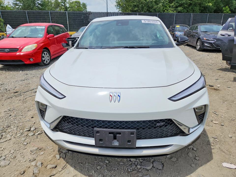 2024 Buick Envista VIN KL47LBE22RB172618 COPART salvage auction — SIDE, Id - Salvage Certificate Of Title, sold $7,100 on 2026-08-28 (photo 5)