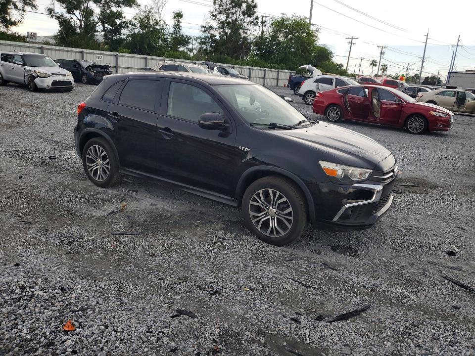2018 Mitsubishi Outlander VIN JA4AP3AU8JZ029806 COPART salvage auction — MINOR DENT/SCRATCHES, Fl - Certificate Of Title (P), sold $2,950 on 2026-07-14 (photo 4)