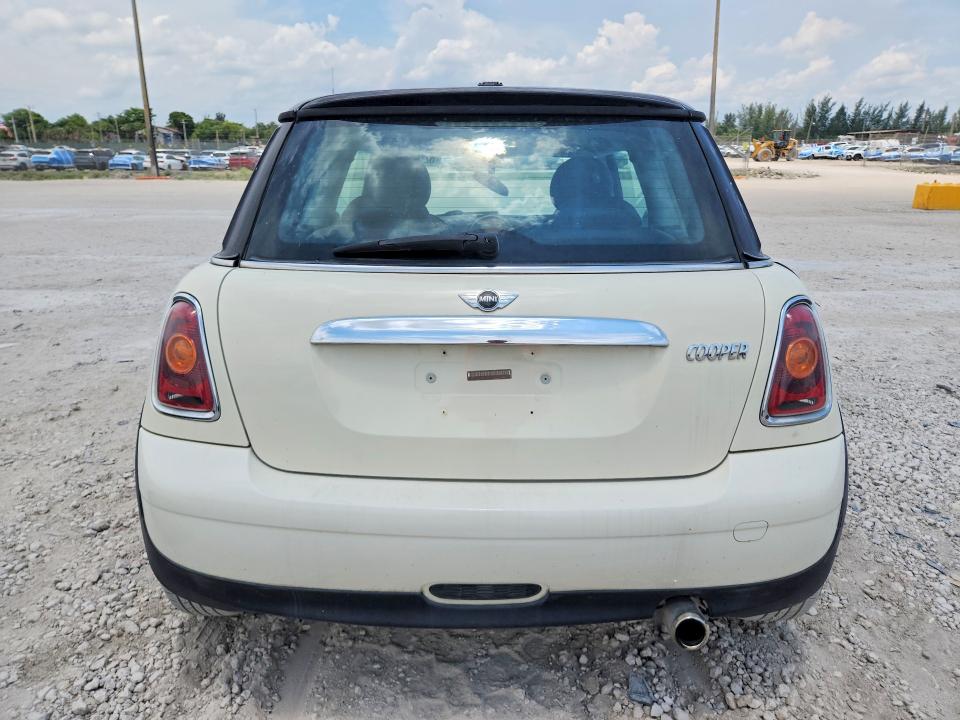 2008 Mini Cooper VIN WMWMF33578TT66280 COPART salvage auction — FRONT END, FL - CERTIFICATE OF TITLE (P), sold $275 on 2026-08-06 (photo 6)