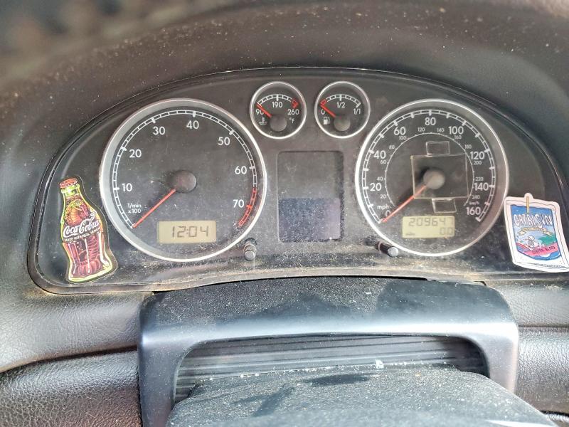 2003 Volkswagen Passat VIN WVWPD63B83E304526 COPART salvage auction — ROLLOVER, PA - CERTIFICATE OF SALVAGE, sold $375 on 2026-08-06 (photo 9)