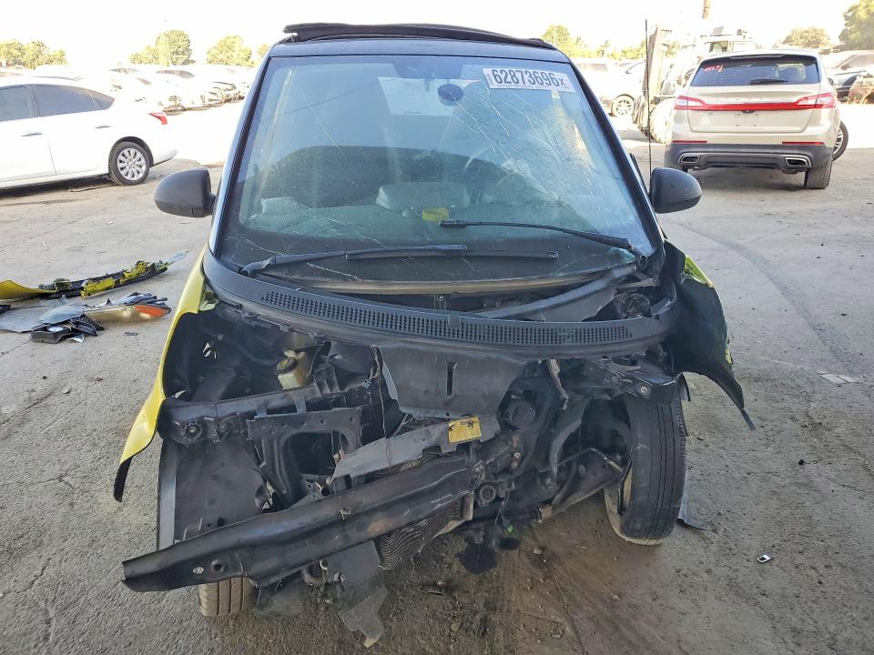 2008 Smart Fortwo VIN WMEEK31X98K169545 COPART salvage auction — FRONT END, CA - SALVAGE CERTIFICATE, sold $175 on 2026-08-13 (photo 5)