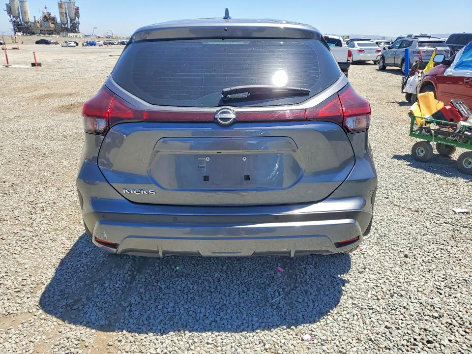 2023 Nissan Kicks VIN 3N1CP5BV5PL541351 COPART salvage auction — MINOR DENT/SCRATCHES, CA - SALVAGE CERTIFICATE, sold $4,000 on 2026-08-21 (photo 6)