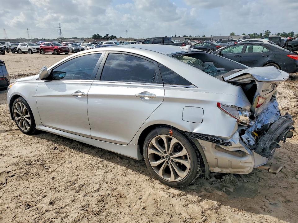 2014 Hyundai Sonata VIN 5NPEC4AB5EH814630 COPART salvage auction — REAR END, TX - SALVAGE VEHICLE TITLE (P), sold $800 on 2026-07-31 (photo 2)