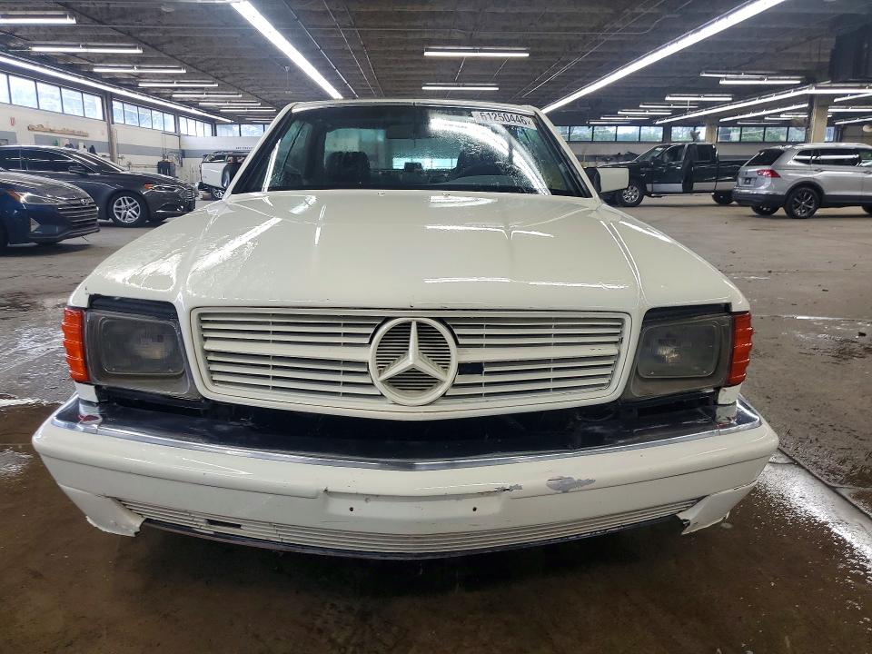 1984 Mercedes-benz 500 VIN WDBCA44A3EA019226 COPART salvage auction — MINOR DENT/SCRATCHES, AZ - CERTIFICATE OF TITLE, sold $625 on 2026-07-27 (photo 5)