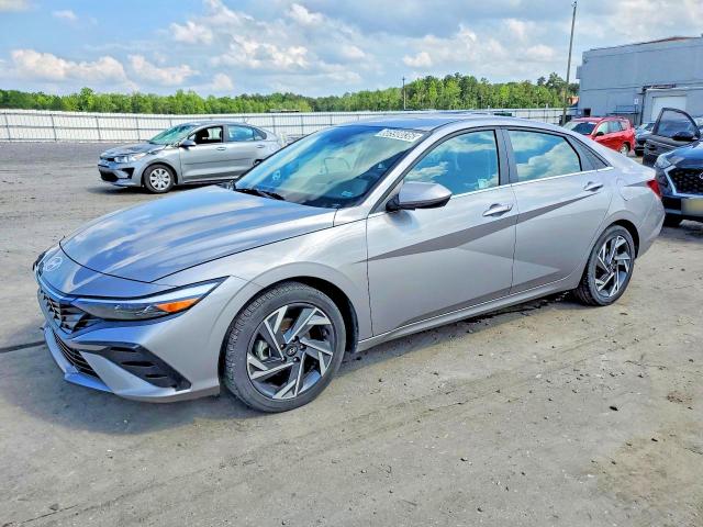 2025 Hyundai Elantra VIN KMHLS4DG4SU017297 COPART salvage auction — REAR END, Sc - Dealer Only Non-Repairable (P), sold $3,650 on 2026-07-13 (photo 1)