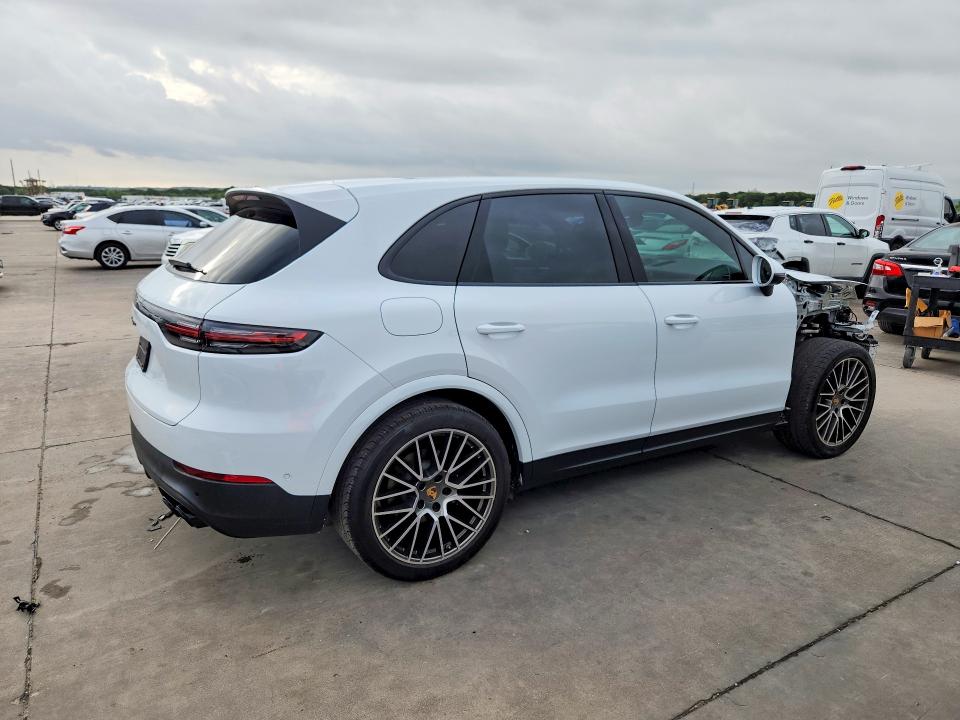 2022 Porsche Cayenne VIN WP1AA2AYXNDA05917 COPART salvage auction — FRONT END, TX - SALVAGE VEHICLE TITLE (P), sold $22,200 on 2026-07-23 (photo 3)