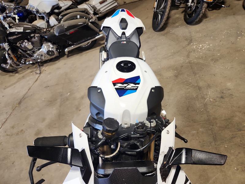 2024 BMW S VIN WB10E6306R6J21221 COPART salvage auction — SIDE, Pa - Certificate Of Salvage, sold $10,800 on 2026-08-18 (photo 5)