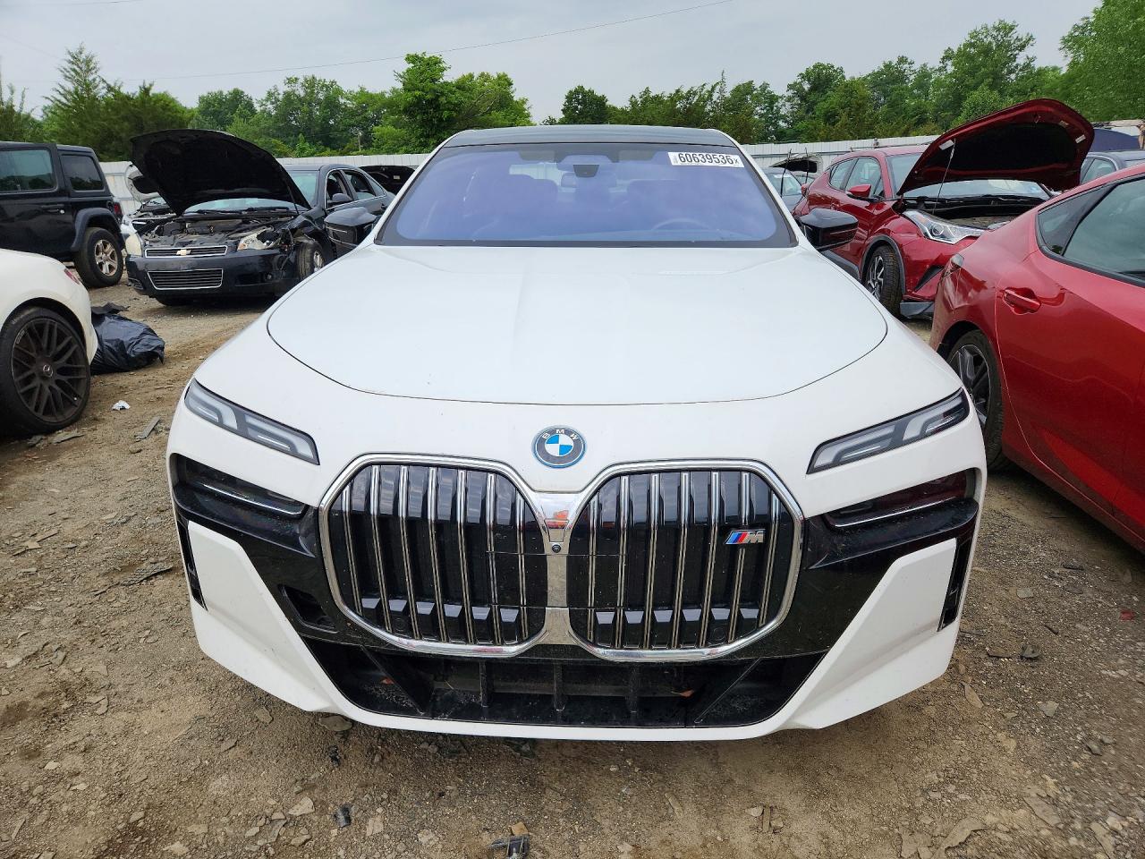 2024 BMW i7 VIN WBY83EH02RCP67211 COPART salvage auction — Undercarriage, NJ - CERT OF TITLE-SALVAGE, sold $45,750 on 2026-08-19 (photo 5)