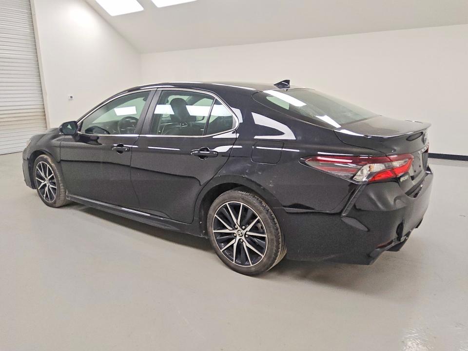 2023 Toyota Camry VIN 4T1G11AK0PU187319 COPART salvage auction — MINOR DENT/SCRATCHES, MN - CERTIFICATE OF TITLE, sold $15,300 on 2026-07-30 (photo 2)