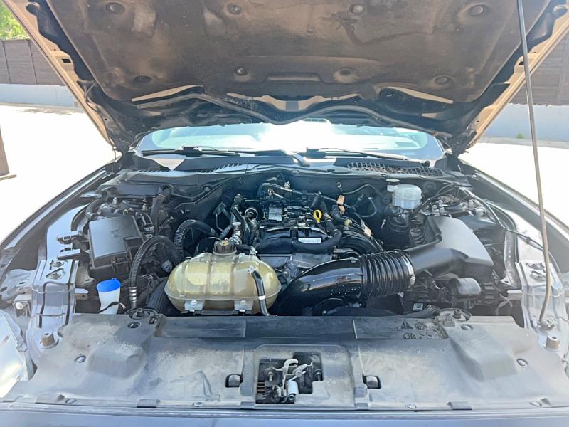 2022 Ford Mustang VIN 1FA6P8TH9N5105447 COPART salvage auction — NORMAL WEAR, Salvage Title, sold $9,800 on 2026-08-20 (photo 7)
