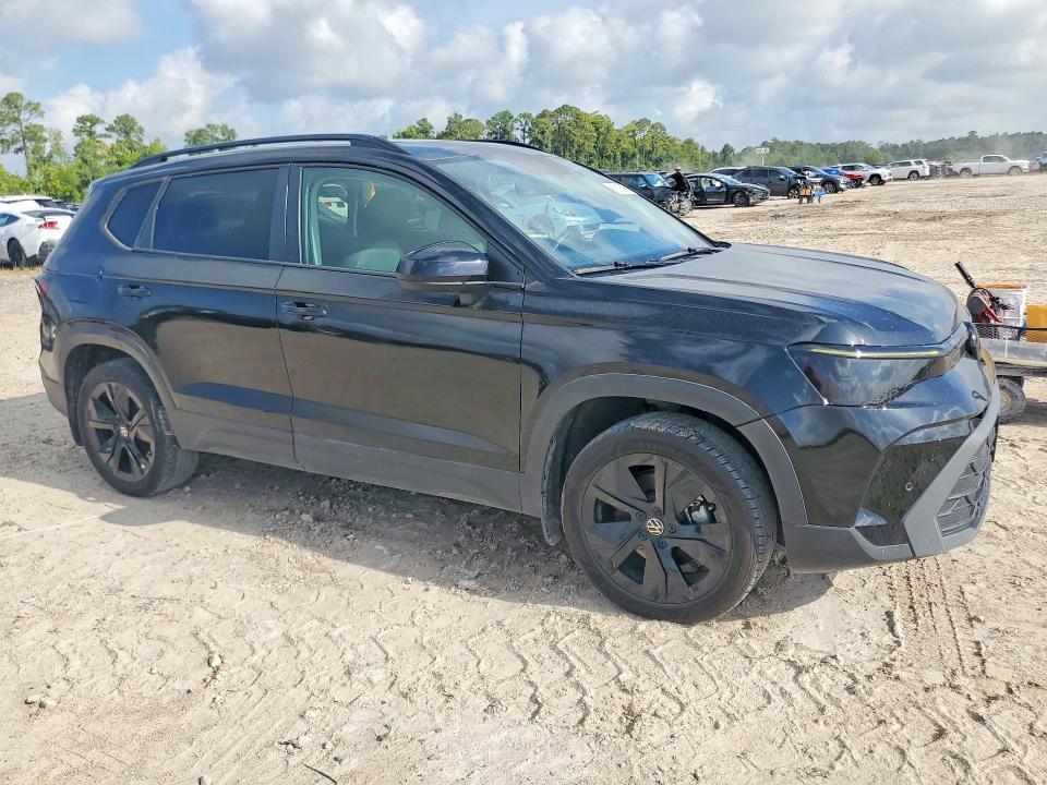2025 Volkswagen Taos VIN 3VV3C7B25SM007815 COPART salvage auction — NORMAL WEAR, Tx - Certificate Of Title, sold $3,200 on 2026-07-31 (photo 4)