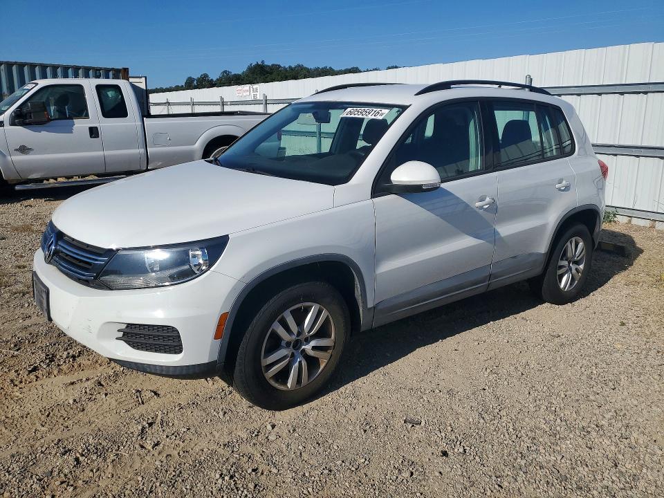2015 Volkswagen Tiguan VIN WVGBV7AX9FW539085 COPART salvage auction — MECHANICAL, Ca - Dis/Dlr/Exp Only Clean Title, sold $3,100 on 2026-07-17 (photo 1)