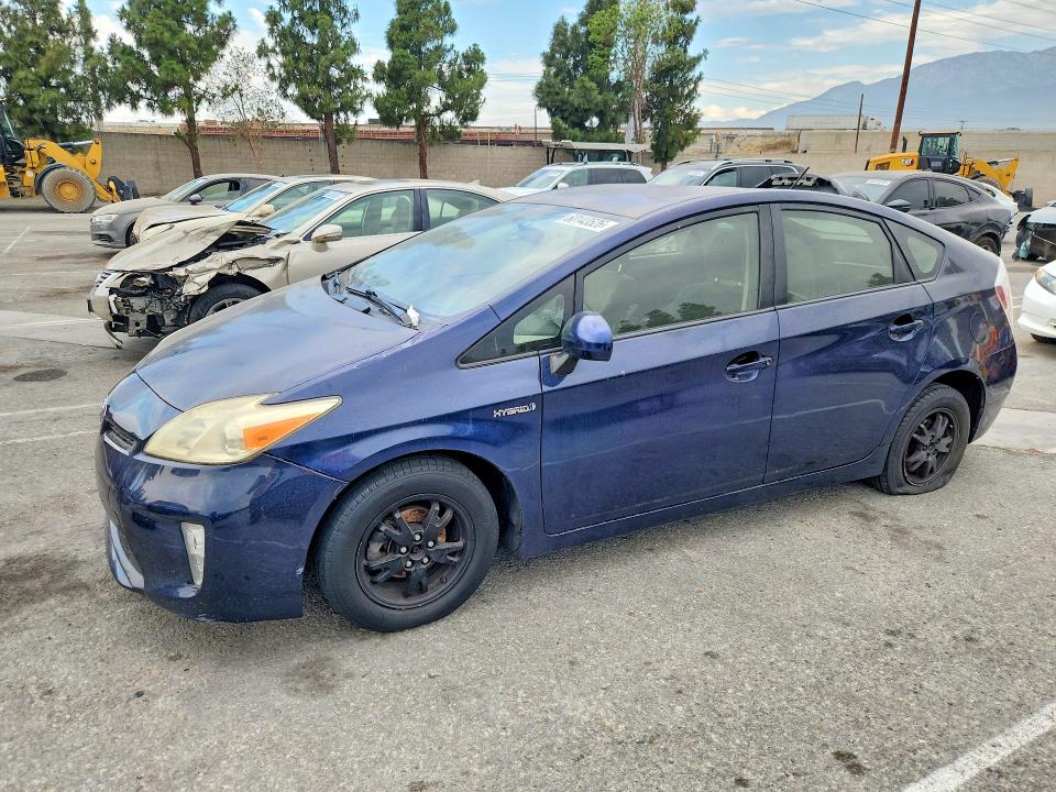 2014 Toyota Prius VIN JTDKN3DU8E0358012 COPART salvage auction — MINOR DENT/SCRATCHES, Ca - Cert Of Title-Salvaged, sold $725 on 2026-07-16 (photo 1)