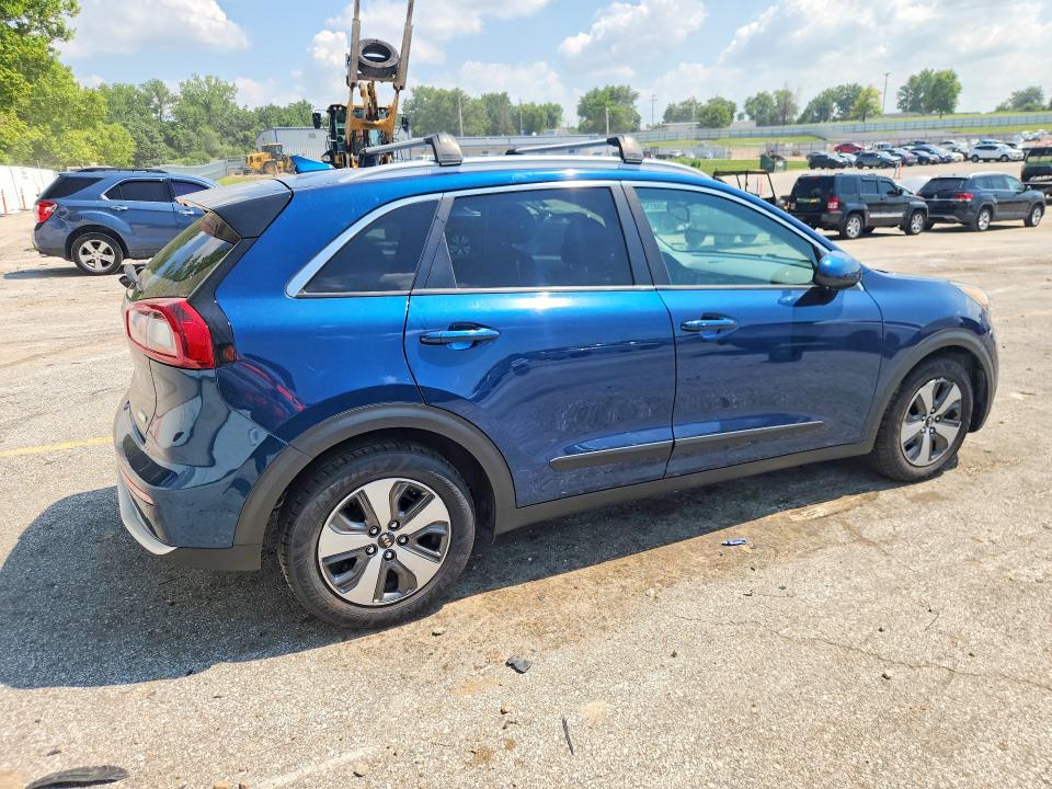 2017 Kia Niro VIN KNDCB3LC4H5056004 COPART salvage auction — FRONT END, Mo - Certificate Of Title, sold $725 on 2026-07-17 (photo 3)