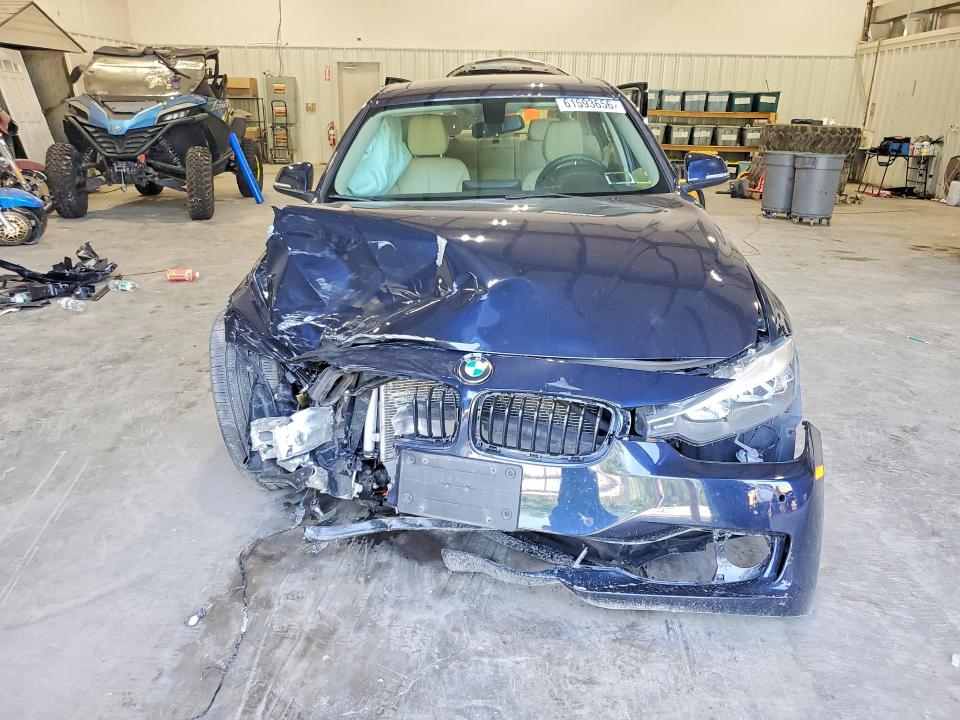 2015 BMW 3er VIN WBA3B5C5XFF962210 COPART salvage auction — FRONT END, Ny - Mv-907A Salvage Certificate, sold $825 on 2026-08-10 (photo 5)