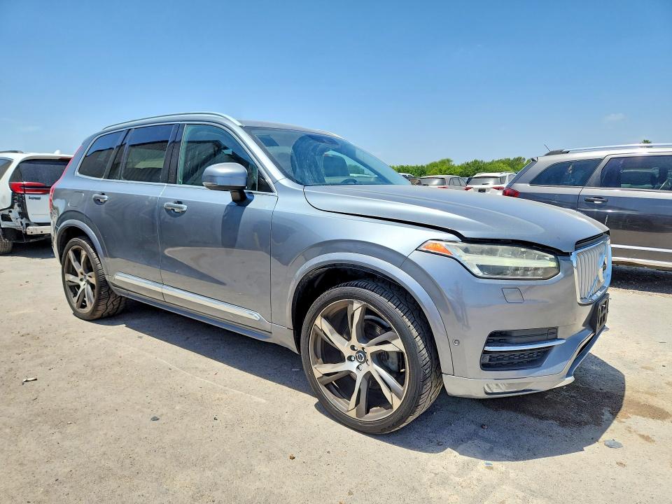 2016 Volvo Xc90 VIN YV4A22PL8G1014479 COPART salvage auction — MINOR DENT/SCRATCHES, Tx - Certificate Of Title (P), sold $4,550 on 2026-08-18 (photo 4)