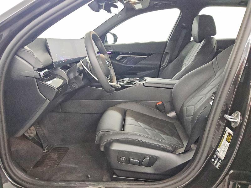 2025 BMW 5 series VIN WBA53FJ0XSCU81310 COPART salvage auction — SIDE, Ca - Clean Title - Sixt, sold $24,600 on 2026-08-19 (photo 7)