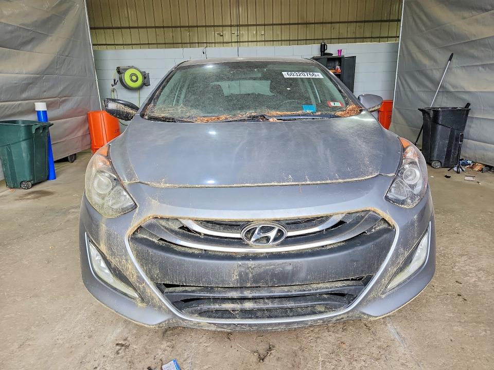 2014 Hyundai Elantra VIN KMHD35LH1EU170869 COPART salvage auction — NORMAL WEAR, Nh - Certificate Of Title, sold $825 on 2026-07-30 (photo 5)