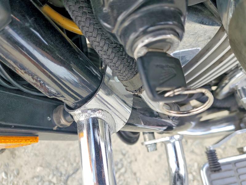 1997 Honda Vf750 VIN JH2RC4318VM300046 COPART salvage auction — MINOR DENT/SCRATCHES, CA - DIS/DLR/EXP ONLY CLEAN TITLE, sold $325 on 2026-07-23 (photo 8)