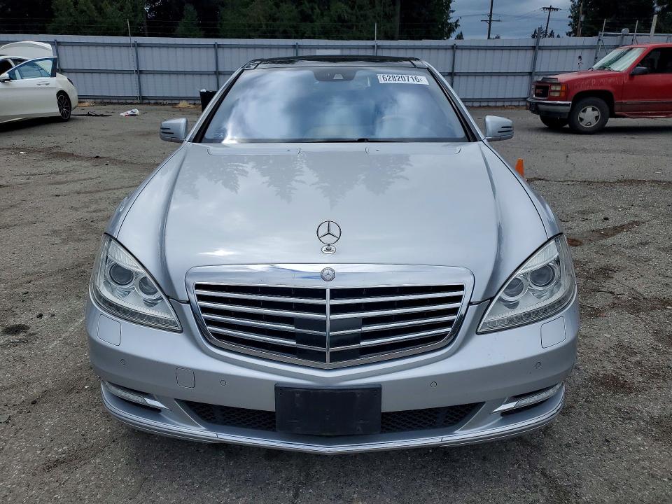 2010 Mercedes-benz S class VIN WDDNG9FB7AA300554 COPART salvage auction — REAR END, WA - BILL OF SALE, sold $550 on 2026-08-17 (photo 5)