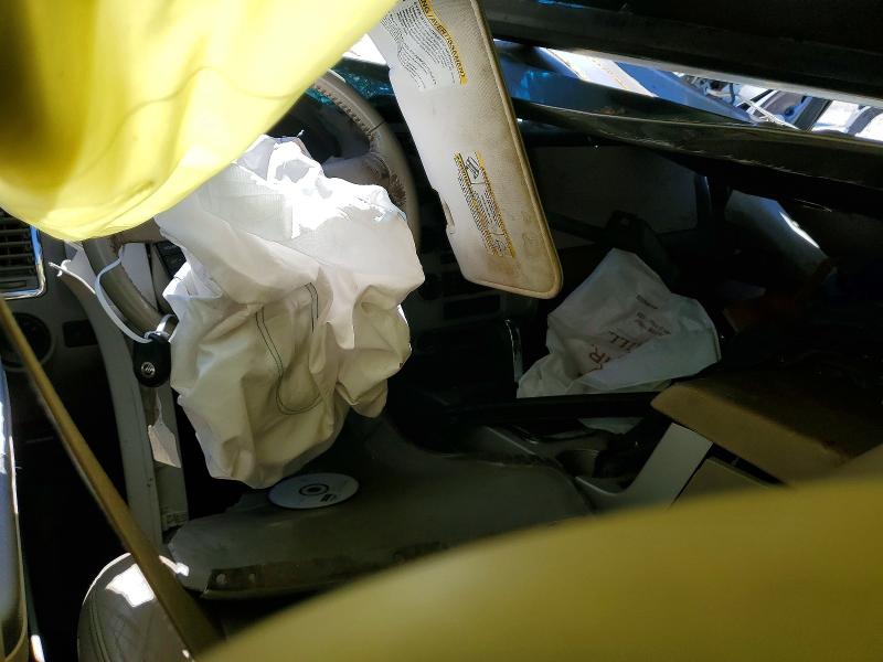 2008 Mercury Mariner VIN 4M2CU911X8KJ51967 COPART salvage auction — ROLLOVER, Ca - Non-Repairable Vehicle Cert, sold $50 on 2026-08-28 (photo 8)