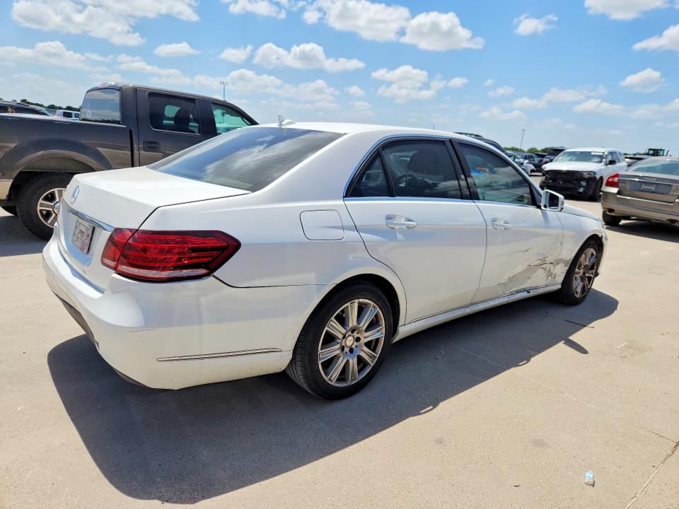 2014 Mercedes-benz E-klasse VIN WDDHF5KB7EA867979 COPART salvage auction — SIDE, TX - SALVAGE VEHICLE TITLE (P), sold $3,000 on 2026-07-16 (photo 3)