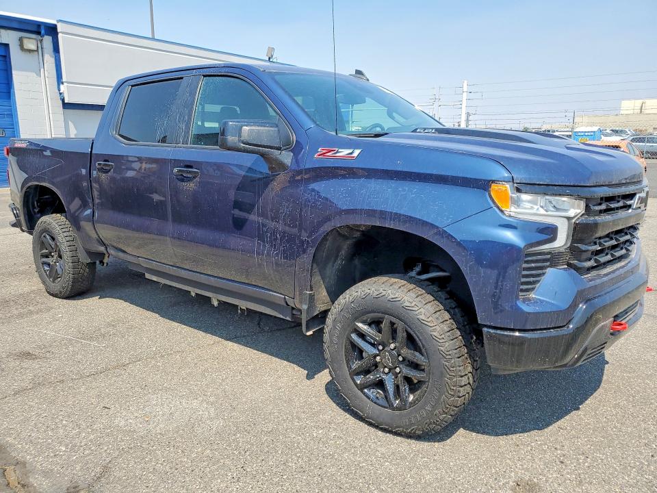 2023 Chevrolet Silverado 1500 VIN 3GCUDFEL6PG257200 COPART salvage auction — MINOR DENT/SCRATCHES, WA - VEHICLE CERT OF OWNERSHIP-TITL, sold $28,750 on 2026-07-24 (photo 4)