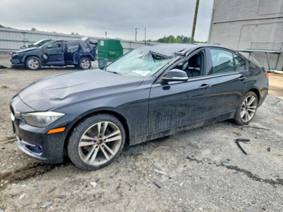 2013 BMW 3er VIN WBA3B3C53DF532620 COPART salvage auction — ROOF, Va - Certificate Of Title, sold $1,050 on 2026-07-22 (photo 1)