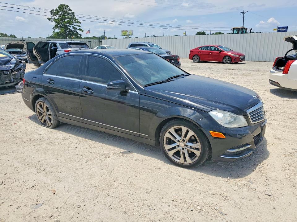 2012 Merz C-class VIN WDDGF8BBXCR200027 COPART salvage auction — SIDE, AL - CERT OF TITLE-SALVAGE TITLE (P), sold $400 on 2026-07-09 (photo 4)
