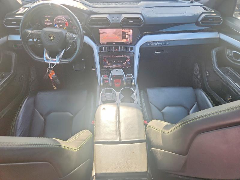 2019 Lamborghini Urus VIN ZPBUA1ZL6KLA04680 COPART salvage auction — REAR END, Tx - Salvage Title-Flood Damage, sold $87,500 on 2026-07-29 (photo 8)