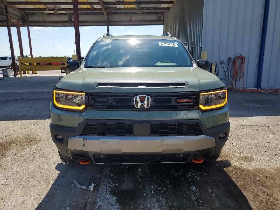 2026 Honda Passport VIN 5FNYF9H84TB042676 COPART salvage auction — FRONT END, Salvage Title, sold $21,700 on 2026-09-04 (photo 5)