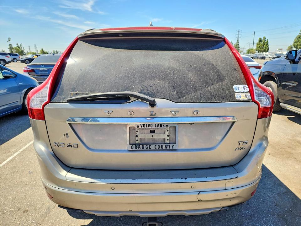 2016 Volvo Xc60 VIN YV4612RM1G2810838 COPART salvage auction — MECHANICAL, Ca - Dis/Dlr/Exp Only Clean Title, sold $2,350 on 2026-08-10 (photo 6)