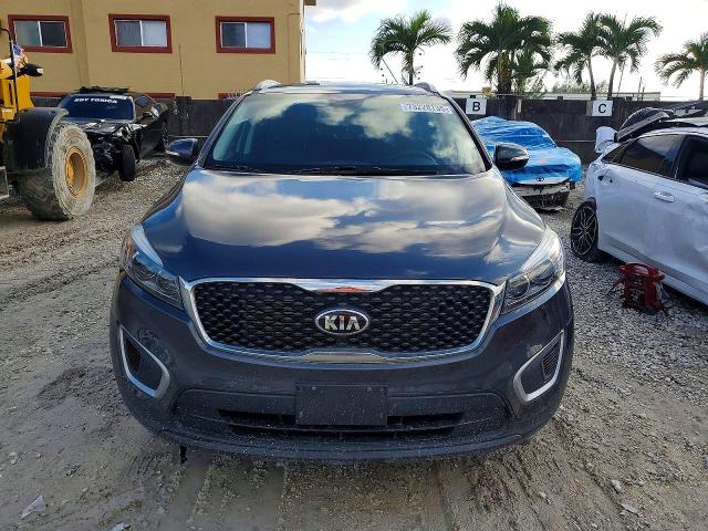 2018 Kia Sorento VIN 5XYPG4A38JG344438 COPART salvage auction — WATER/FLOOD, Fl - Cert Of Title-Slvg Rebld Flood, sold $3,800 on 2026-07-27 (photo 5)