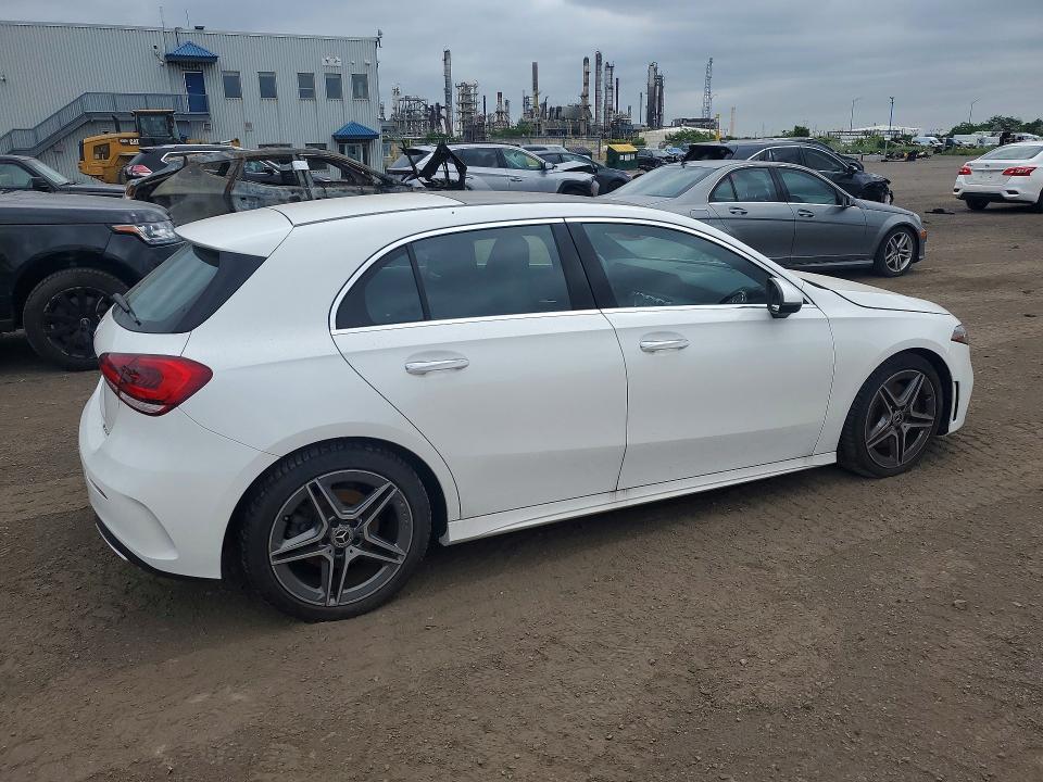 2022 Mercedes-benz A-class VIN W1K3F4HB6NJ372913 COPART salvage auction — MECHANICAL, Qc - Irrecuperable, sold $13,700 on 2026-07-28 (photo 3)