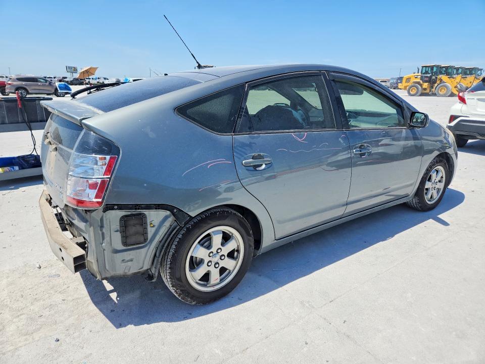 2004 Toyota Prius VIN JTDKB20U740097463 COPART salvage auction — REAR END, TX - SALVAGE VEHICLE TITLE (P), sold $350 on 2026-07-10 (photo 3)