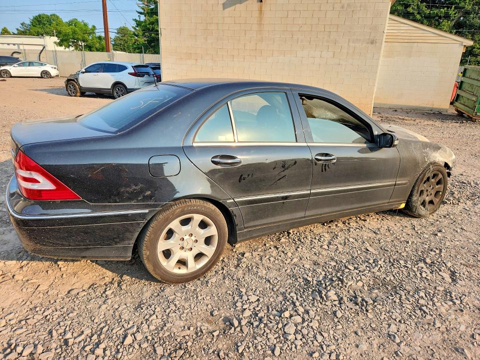 2005 Mercedes-benz C-klasse VIN WDBRF81J05F564648 COPART salvage auction — ENGINE BURN, Pa - Certificate Of Salvage, sold $15 on 2026-08-12 (photo 3)