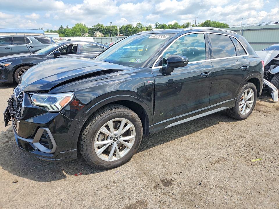 2024 Audi Q3 VIN WA1DECF33R1047885 — COPART salvage auction photo