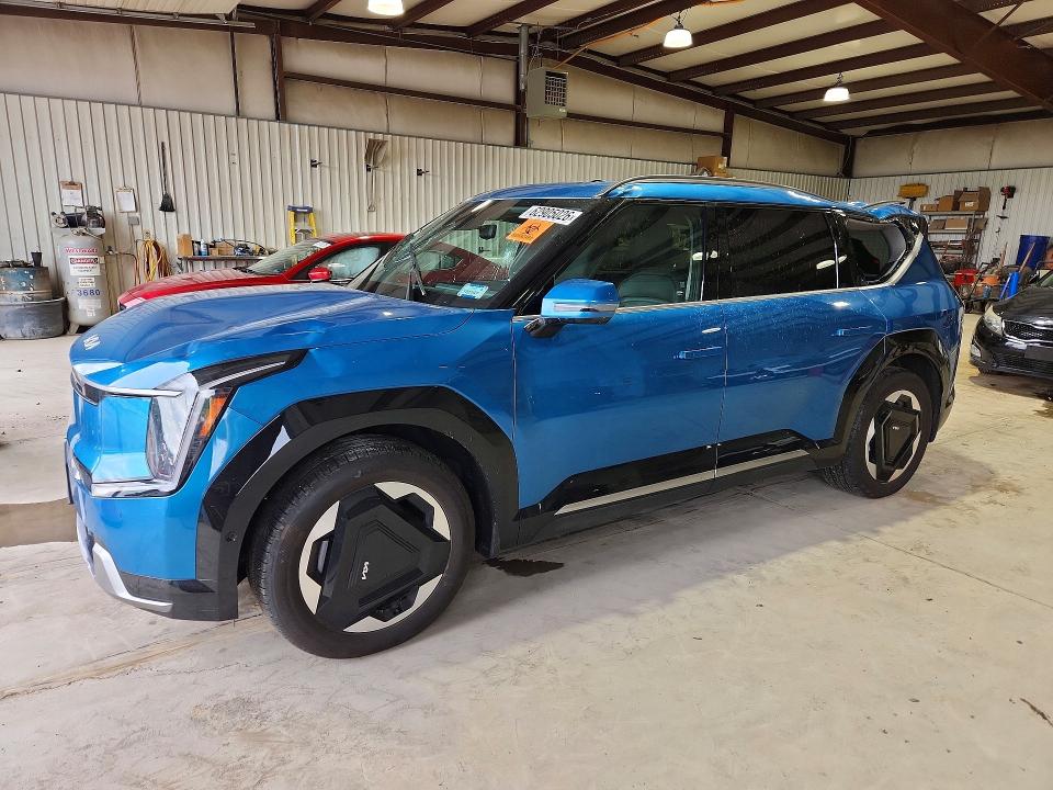 2024 Kia Ev9 VIN KNDADFS56R6046608 COPART salvage auction — ALL OVER, Pa - Certificate Of Salvage, sold $16,900 on 2026-08-28 (photo 1)